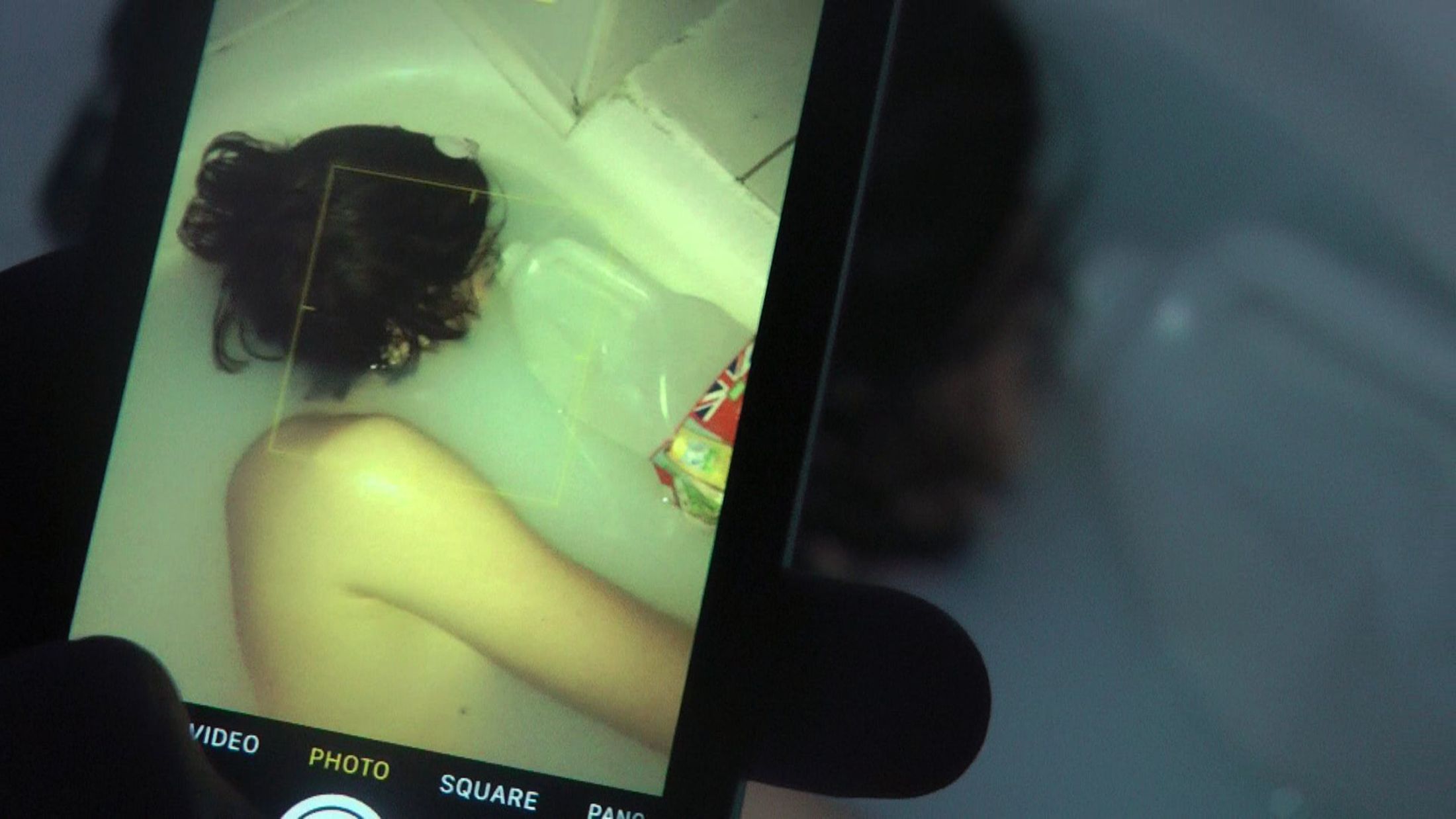 Still from Vitamin D (2020) by Melle Nieling